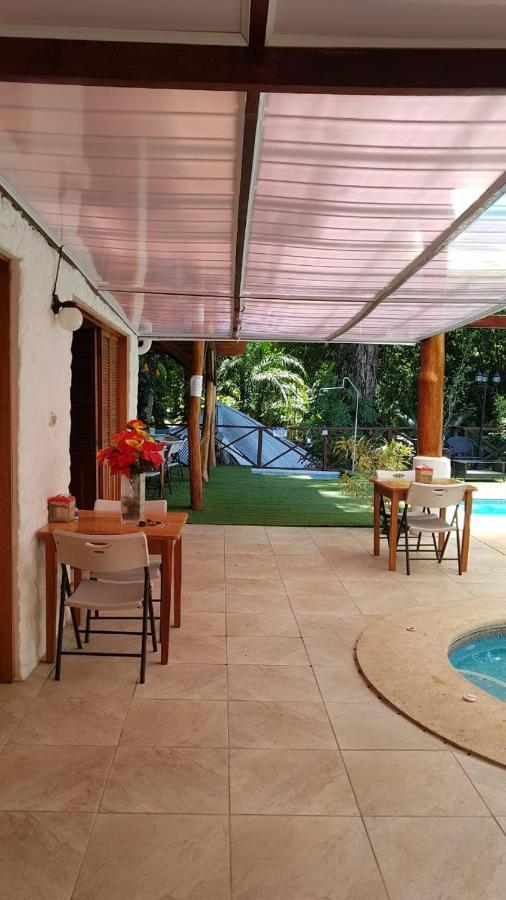 Hotel Bugabutik Puerto Viejo de Talamanca Exteriör bild