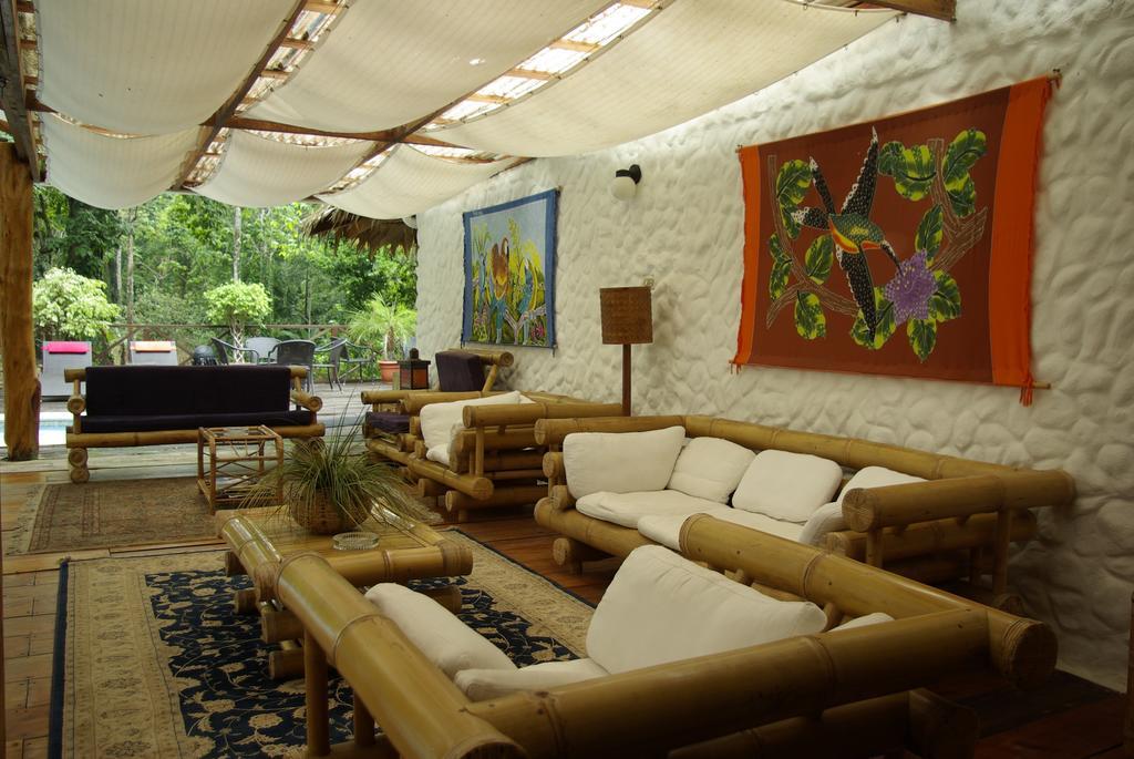 Hotel Bugabutik Puerto Viejo de Talamanca Exteriör bild